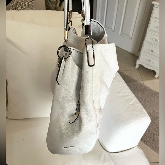 Coach White Bag - Picture 6 of 12
